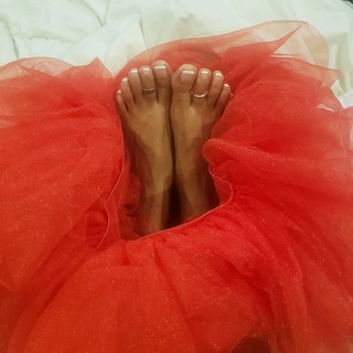 Mari Morrow feet photo 4