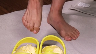 Mari Takahashi feet photo 1