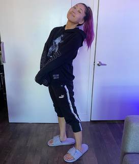 Mari Takahashi feet photo 16