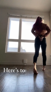 Mari Takahashi feet photo 7