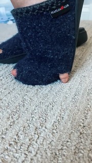 Mari Takahashi feet photo 3
