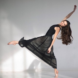 Maria Abashova feet photo thumbnail