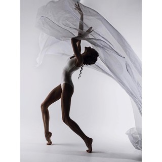 Maria Abashova feet photo thumbnail