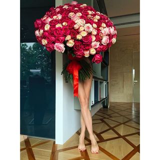 Maria Abashova feet photo thumbnail