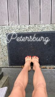 Maria Abashova feet photo thumbnail