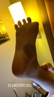 Maria Abashova feet photo thumbnail