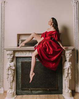 Maria Abashova feet photo thumbnail