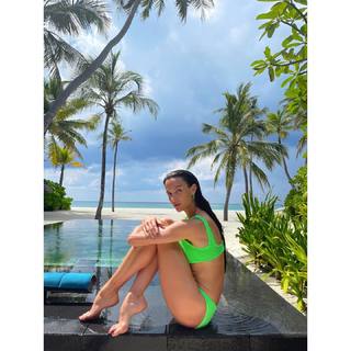 Maria Abashova feet photo thumbnail