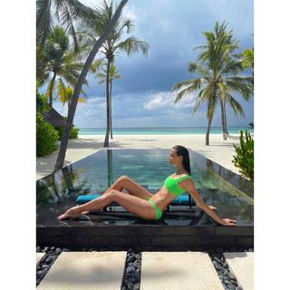 Maria Abashova feet photo thumbnail