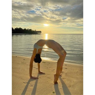 Maria Abashova feet photo thumbnail