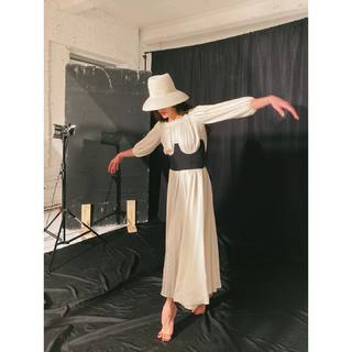 Maria Abashova feet photo thumbnail