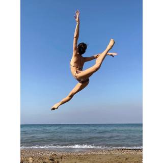 Maria Abashova feet photo thumbnail