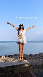 Maria Abashova feet photo thumbnail