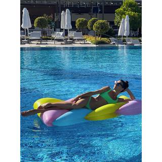 Maria Abashova feet photo thumbnail