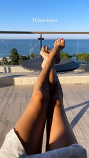 Maria Abashova feet photo thumbnail