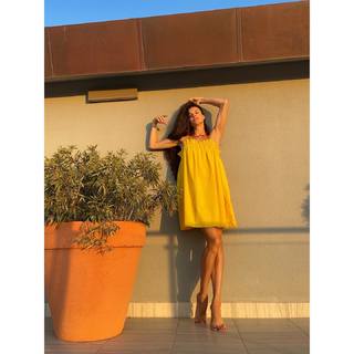 Maria Abashova feet photo thumbnail