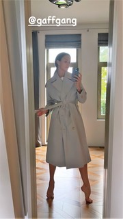 Maria Abashova feet photo thumbnail