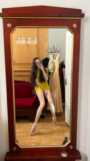 Maria Abashova feet photo thumbnail