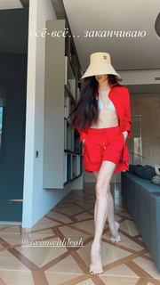 Maria Abashova feet photo thumbnail