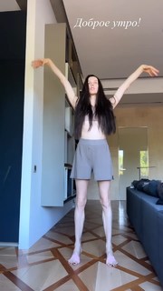 Maria Abashova feet photo thumbnail