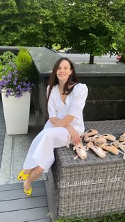 Maria Abashova feet photo thumbnail