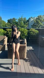 Maria Abashova feet photo thumbnail