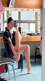 Maria Abashova feet photo thumbnail