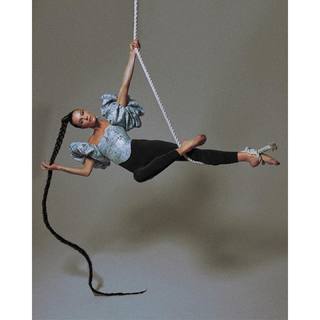 Maria Abashova feet photo thumbnail