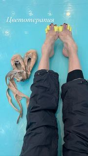 Maria Abashova feet photo thumbnail