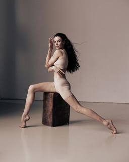 Maria Abashova feet photo thumbnail