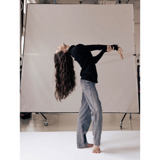 Maria Abashova feet photo thumbnail