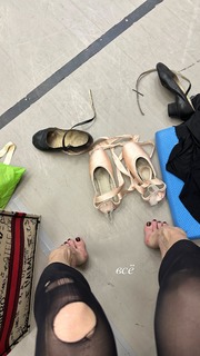 Maria Abashova feet photo thumbnail