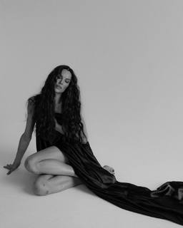 Maria Abashova feet photo thumbnail