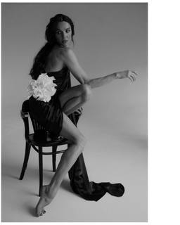 Maria Abashova feet photo thumbnail