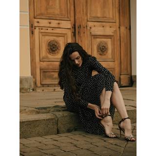 Maria Abashova feet photo thumbnail