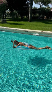 Maria Abashova feet photo thumbnail