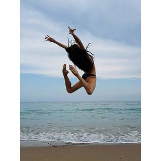 Maria Abashova feet photo thumbnail