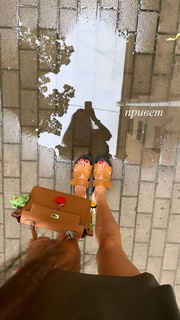 Maria Abashova feet photo thumbnail