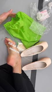 Maria Abashova feet photo thumbnail