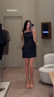 Maria Abashova feet photo thumbnail