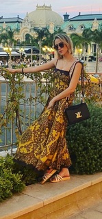 Maria Bakalova feet photo thumbnail