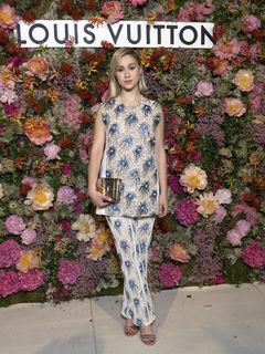 Maria Bakalova feet photo thumbnail