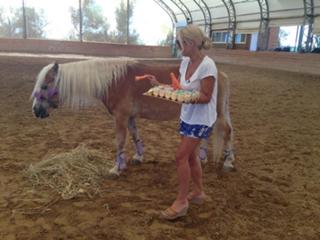 Maria Bakodimou feet photo thumbnail