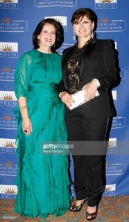 Maria Bartiromo feet photo thumbnail