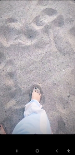 Maria Becerra feet photo thumbnail