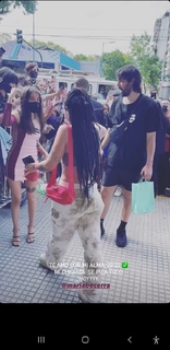 Maria Becerra feet photo thumbnail