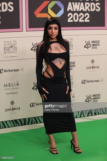 Maria Becerra feet photo thumbnail