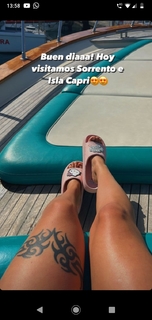 Maria Becerra feet photo thumbnail