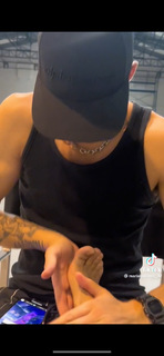 Maria Becerra feet photo thumbnail