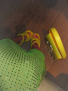 Maria Becerra feet photo thumbnail